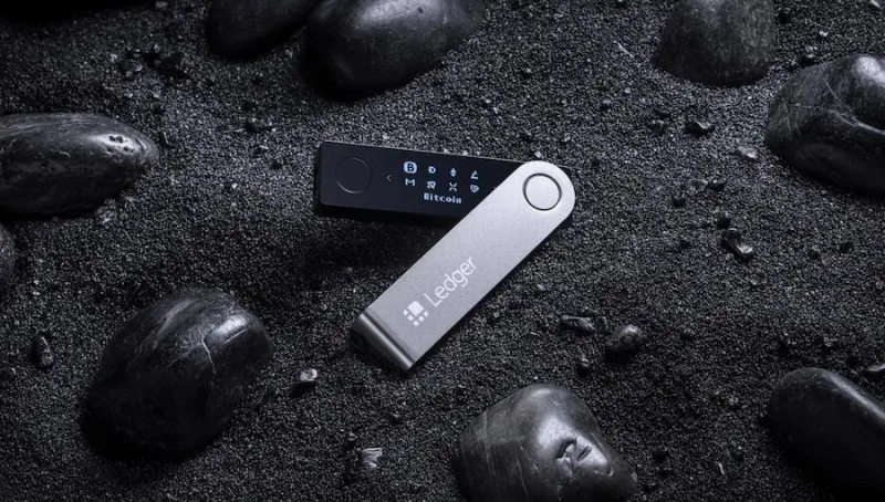 На российском маркетплейсе нашли кошельки Ledger со шпионскими модулями