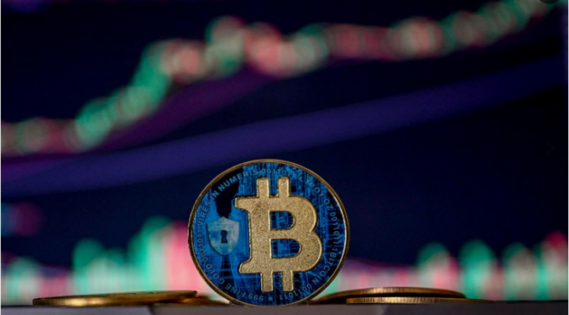 Названы причины коррекции биткоина