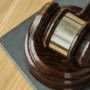 Тысячи инвесторов потеряли более $1 млрд в криптопирамиде
